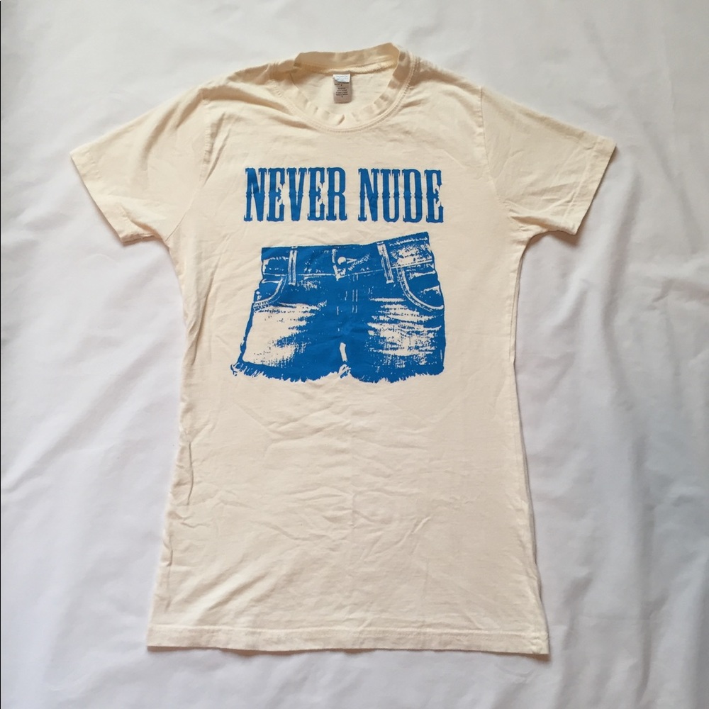⭐️ Arrested Development inspired T shirt